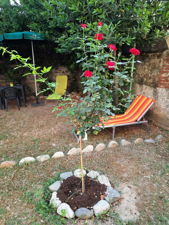 Au Jardin De Florence Panzió Kültér fotó